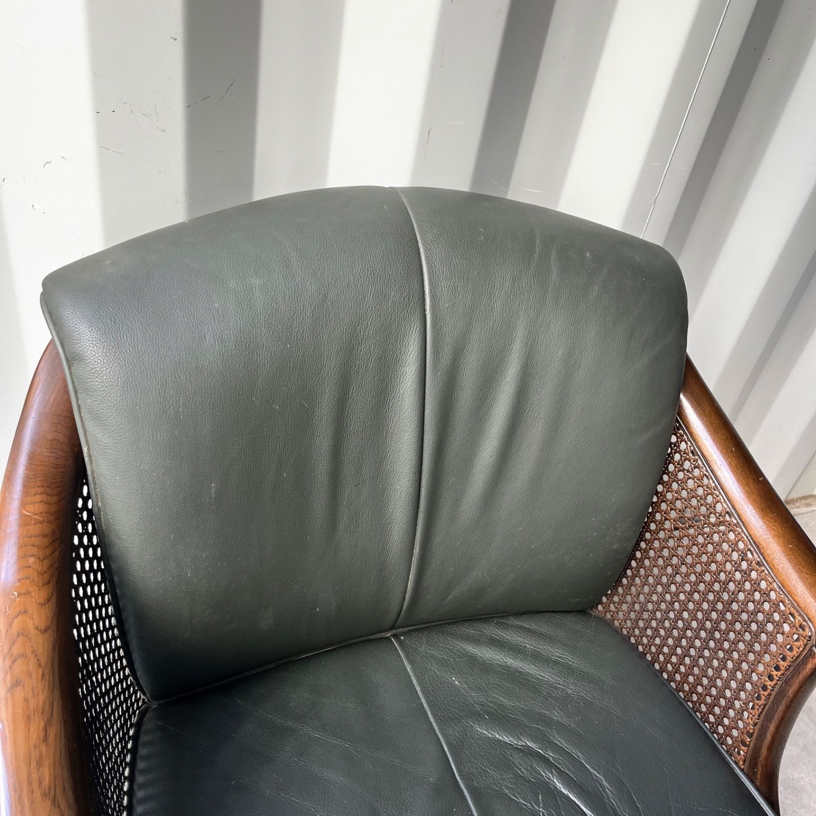 取付無料！カリモク グランドコロニアル 本革ダークグリーン アーム