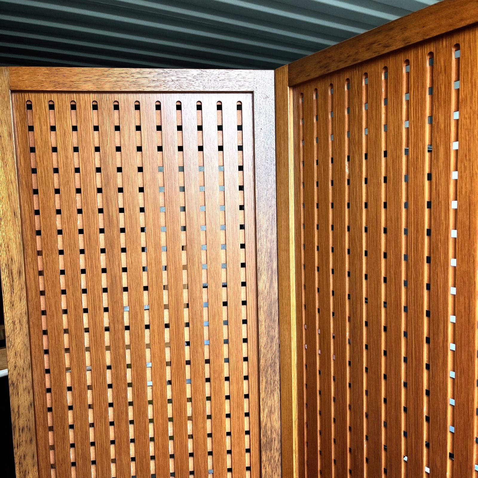 取付無料！カンディハウス 北欧風天然木折り畳み式3連パーテーション