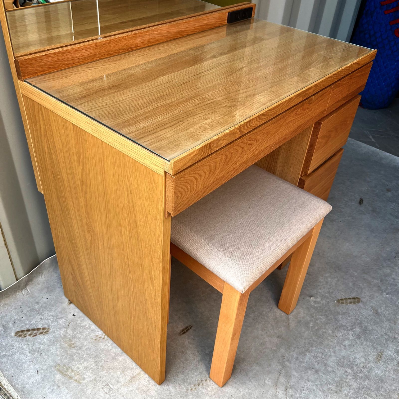 取付無料！高野木工 レッチェ80 北欧風ホワイトオークドレッサー 椅子付き✨ 取付無料！高野木工 レッチェ80 北欧風ホワイトオークドレッサー 椅子