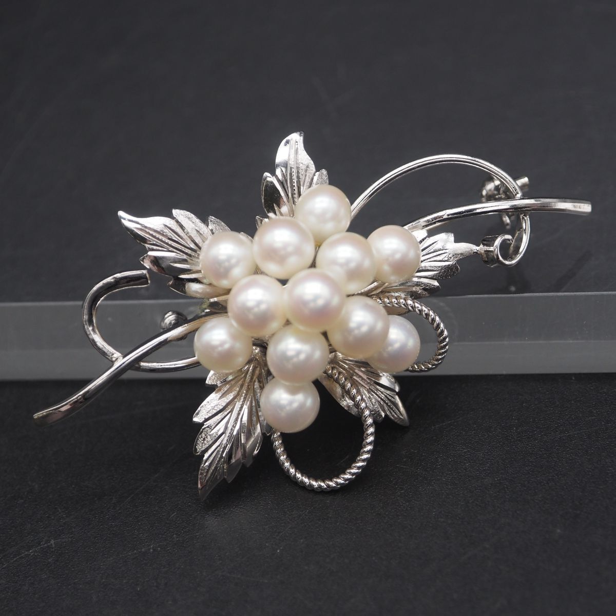 M767 本真珠 5.9mm12珠 パール STERLING刻印 ブローチ リーフ デザイン