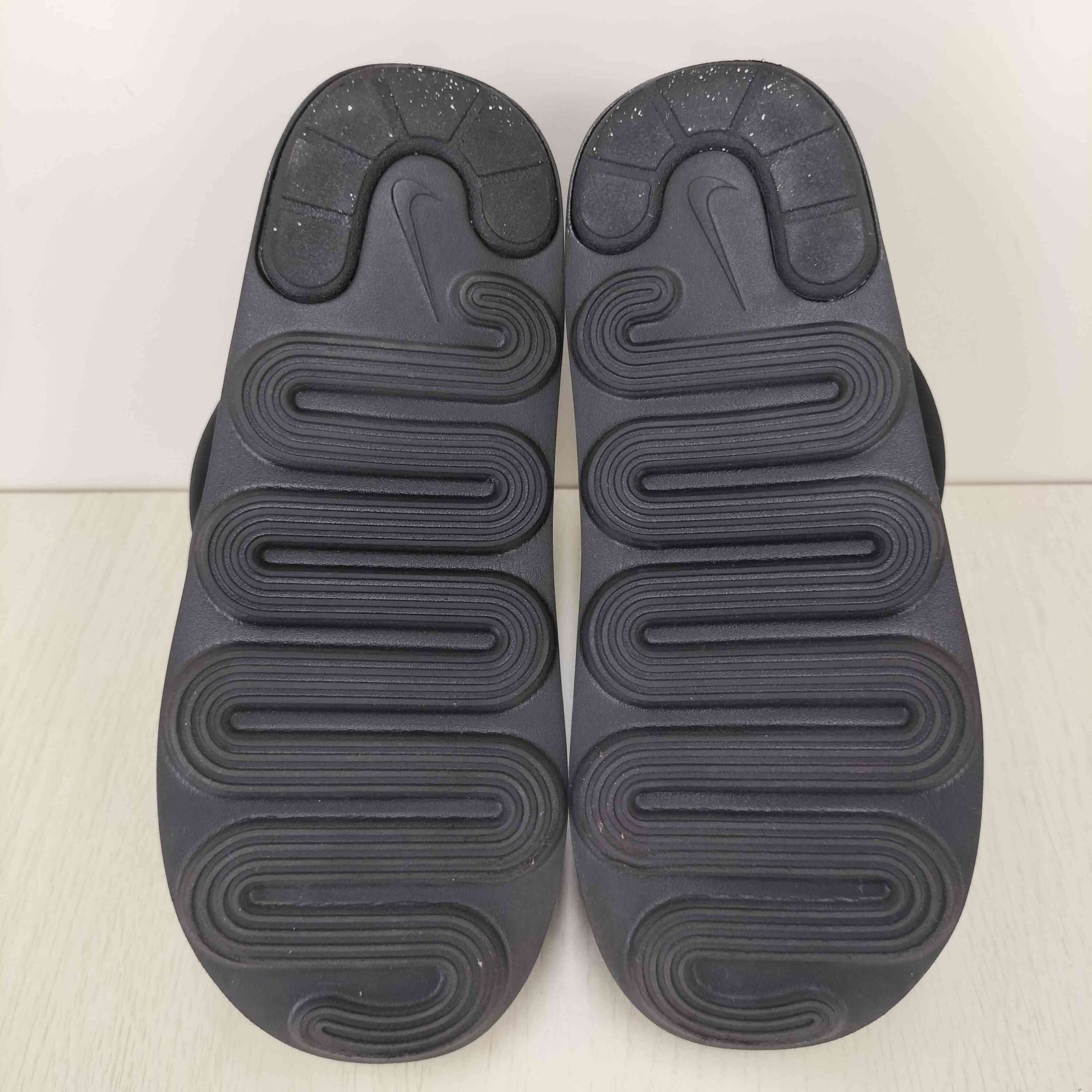 ナイキ NIKE AIR MAX ISLA SANDAL レディース JPN：23  NIKE ナイキ W AIR MAX ISLA SANDAL NL エアマックス アイラ サンダル HJ8168 001 レディース サンダル グレー  nike2031