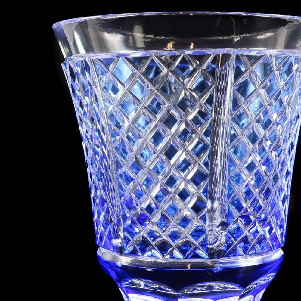 薩摩切子 藍被硝子紗綾切子高杯 ガラス _ 食器 - メルカリ