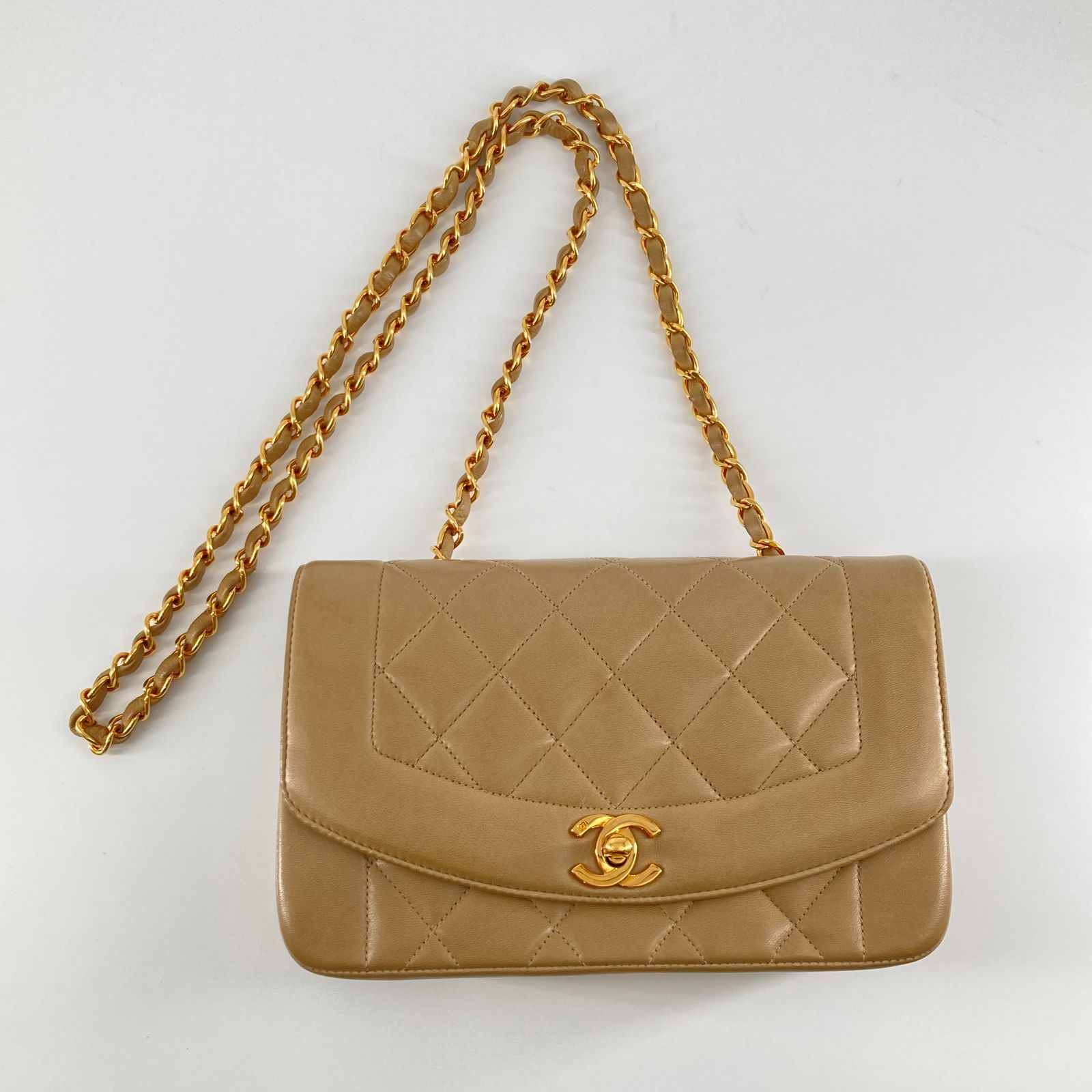 CHANEL（シャネル）ダイアナ22 マトラッセ チェーン ショルダー バッグ