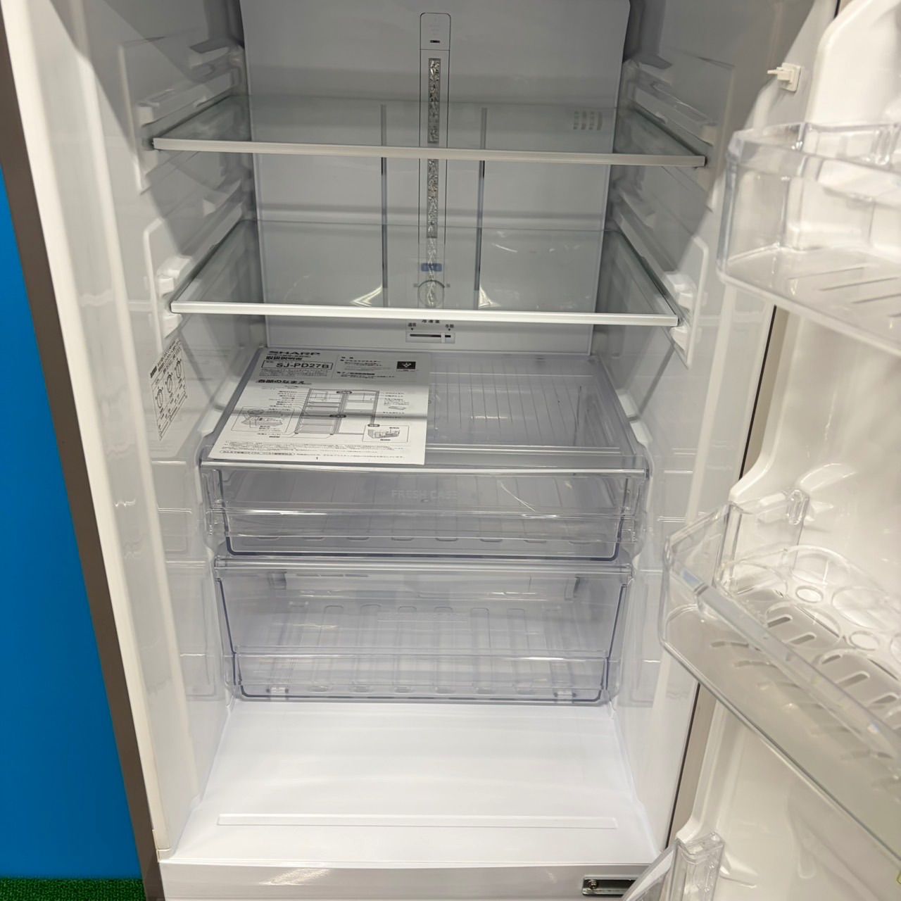 615 関東圏配送 イチオシ 極美品 冷蔵庫 小型 中型 大型 200L〜300L 右