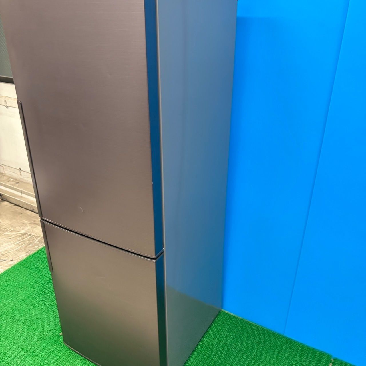 615 関東圏配送 イチオシ 極美品 冷蔵庫 小型 中型 大型 200L〜300L 右