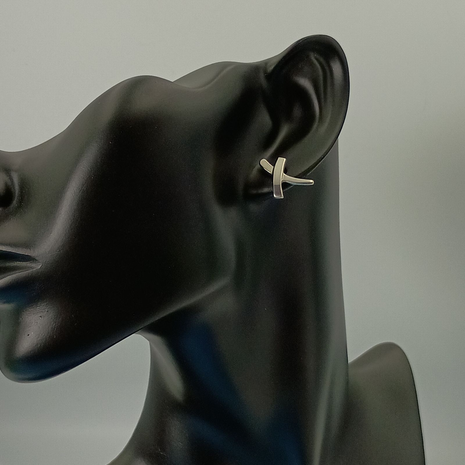 TIFFANY&Co. ティファニー キス クロス ピアス 片耳 レディース