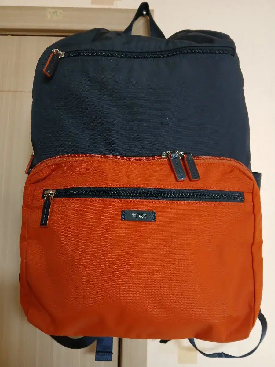 TUMI ステンレスボトル バックパック ネイビー オレンジ