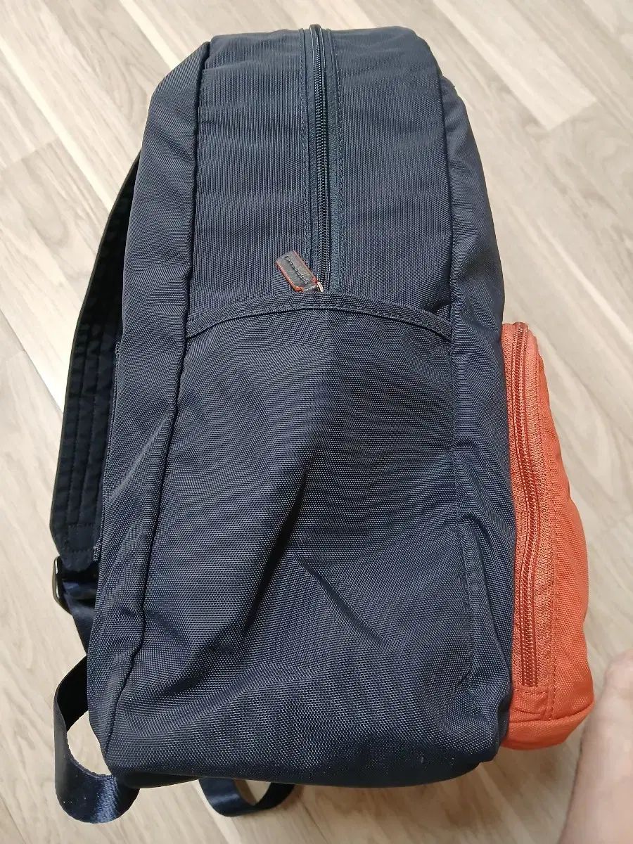 バックパック ネイビー
