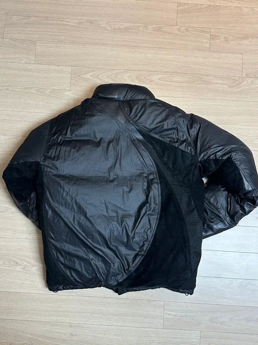 XLIM xlim ep6 ダウン 黒 出品 (M) - メルカリ