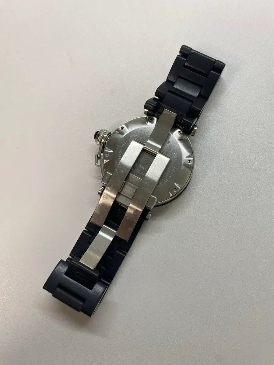 オートマチック ブラック