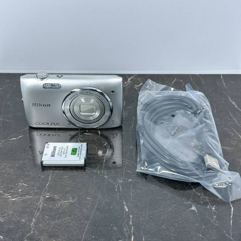 美品】Nikon COOLPIX S3400 シルバー コンパクトデジタルカメラ 2010万