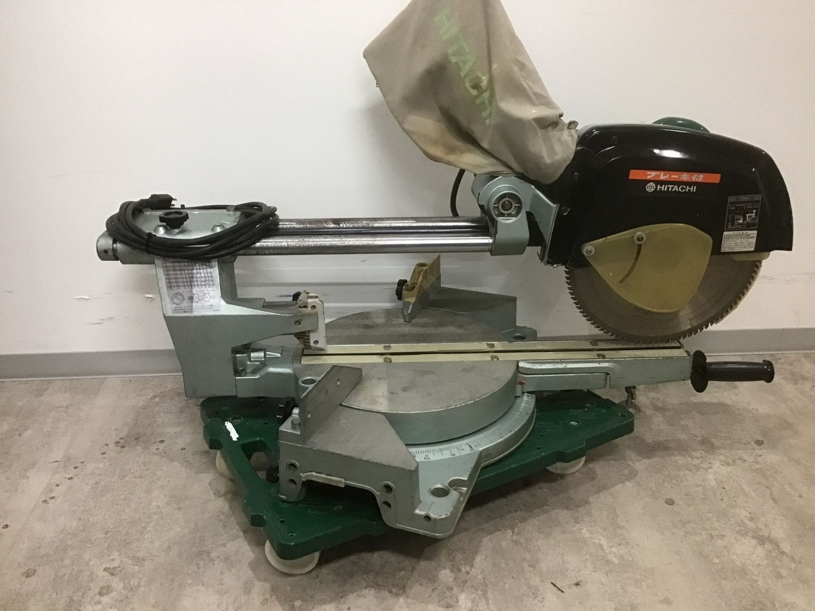 動作品 ハイコーキHIKOKI 旧 日立工機 スライド丸ノコ C 12 FS□アクトツー □ 福