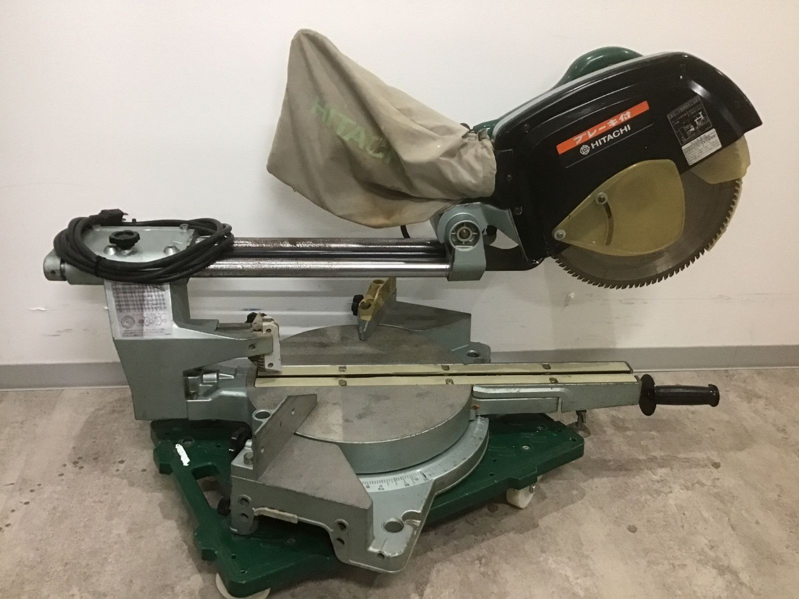 動作品 ハイコーキHIKOKI 旧 日立工機 スライド丸ノコ C 12 FS アクトツー 福