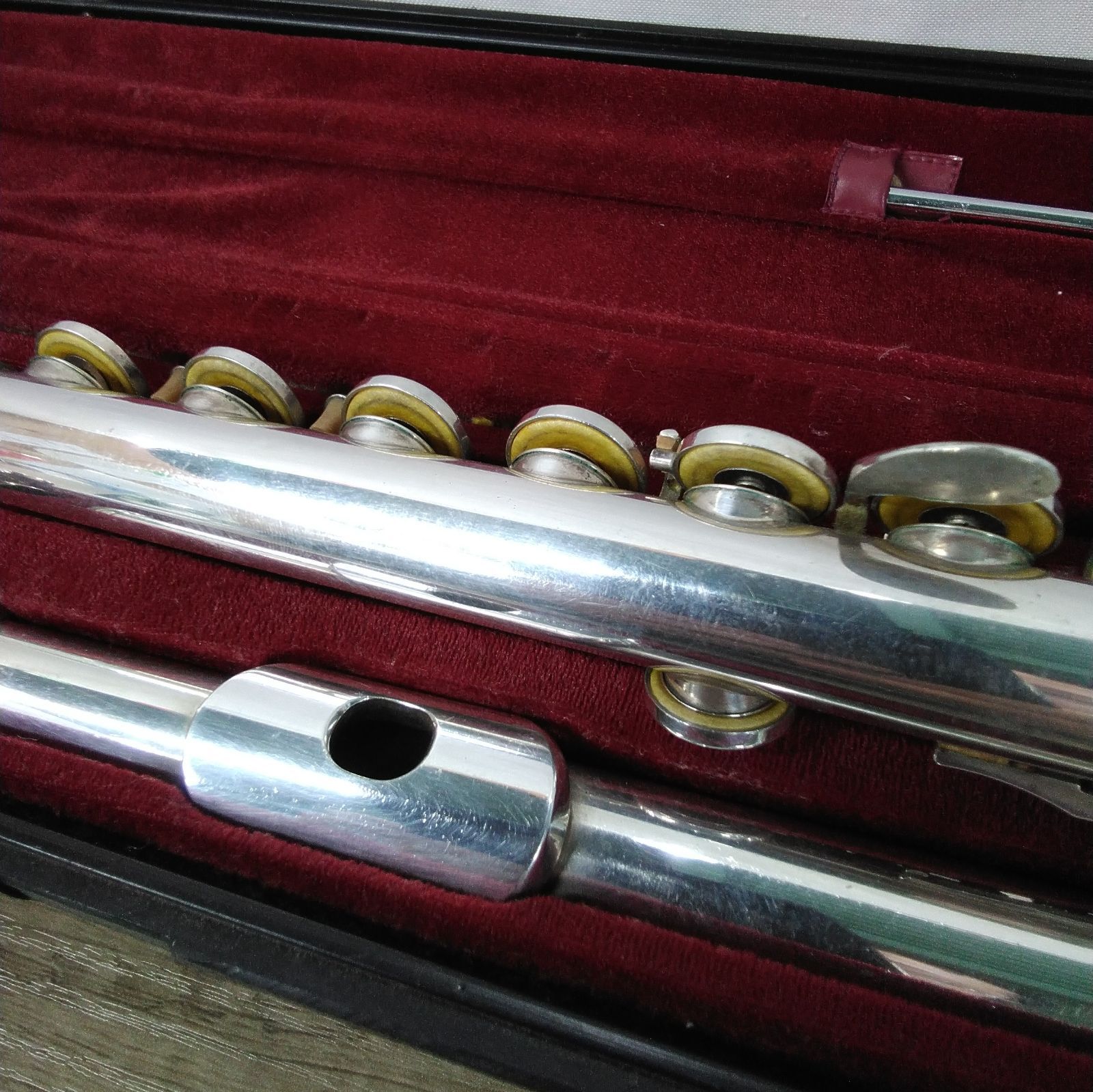 【J 特価！】YAMAHA フルート YFL-211S Eメカ 木管　 管楽器 YAMAHA YFL-211S フルート 管楽器 Eメカ付き Amazon | YAMAHA フルート