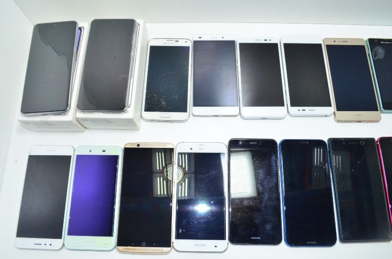 送料無料】 複数メーカー 混在 スマートフォン・タブレット・携帯電話