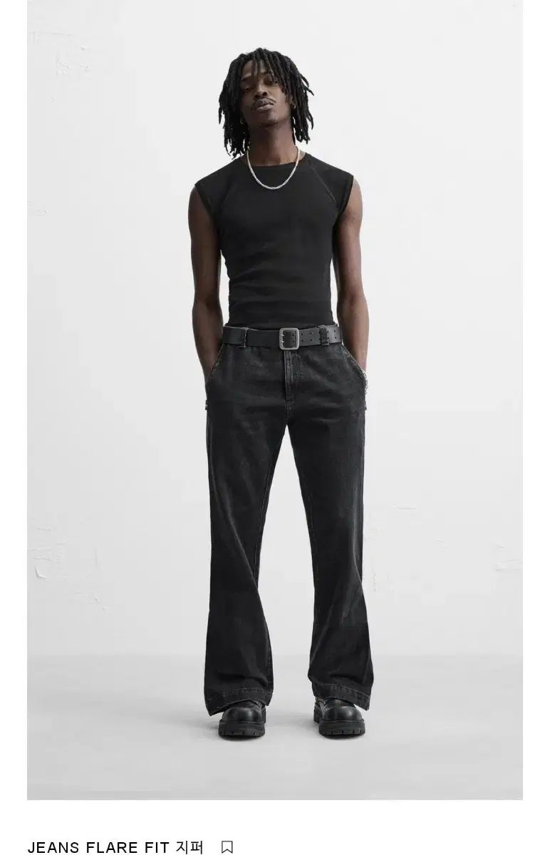 ZARA | - ジッパーヘムフレアフィットデニムパンツ カーボン (ZARA 
