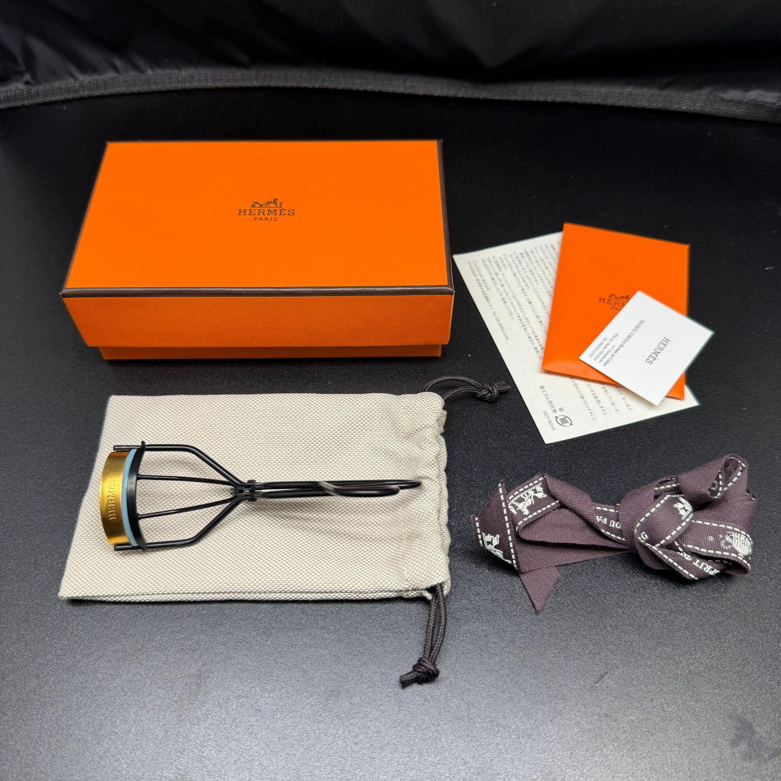 HERMES ビューラー アイラッシュカーラー ル クルブ-シル | Hermès - エルメス-公式サイト