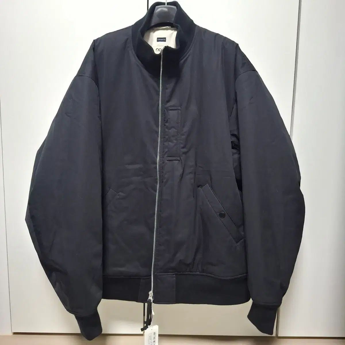 nanamica ナナミカ レザースタジャン nanamica(ナナミカ) スタジャン ブラック M 新品 - メルカリ