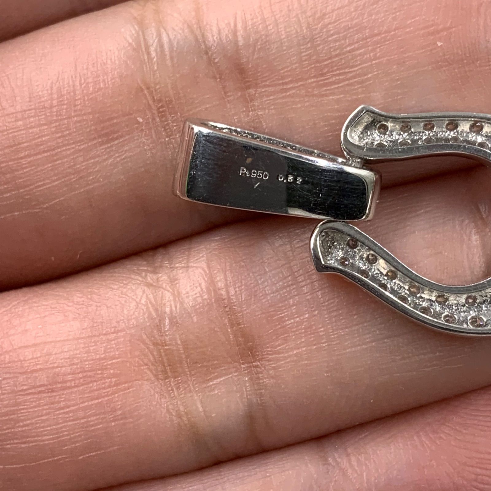 Pt950 馬蹄トップ ホースシュー ペンダント 6.1g ダイヤ 0.62ct - メルカリ