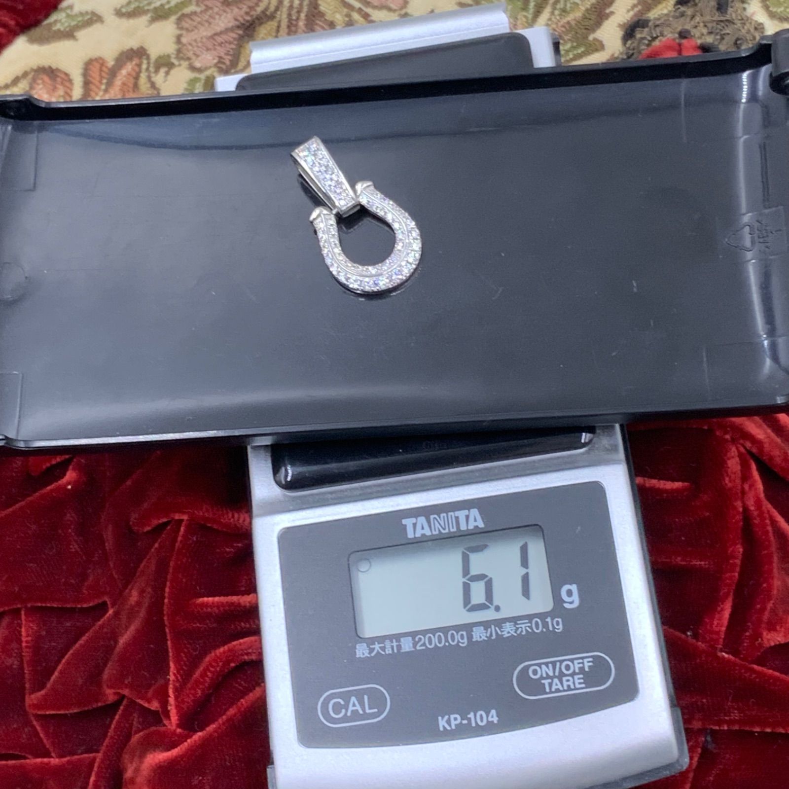 Pt950 馬蹄トップ ホースシュー ペンダント 6.1g ダイヤ 0.62ct - メルカリ