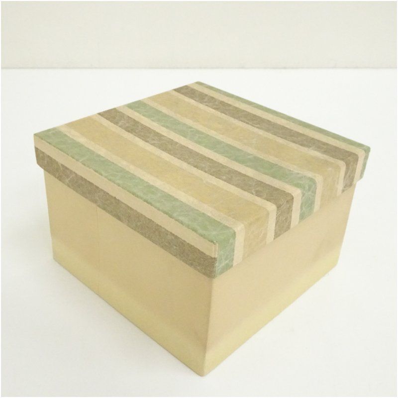 京焼 加藤昌山造 貫入釉茶碗（箱付） 茶道 抹茶 おしゃれ 抹茶茶碗