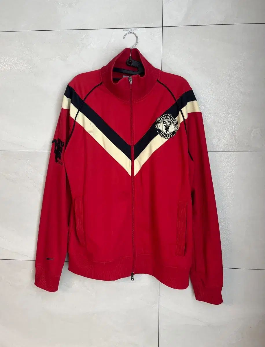 マンチェスターユナイテッド 2005-2006 ジャージ large ナイキ 2006 マンチェスター ユナイテッド ジャージ L - メルカリ