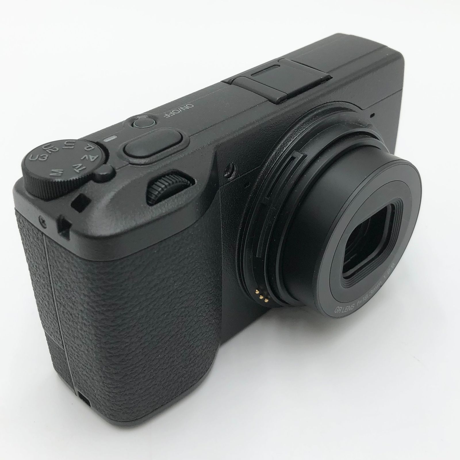 RICOH GR III デジタルカメラ 【APS-Cサイズ大型CMOSセンサー搭載 / 約