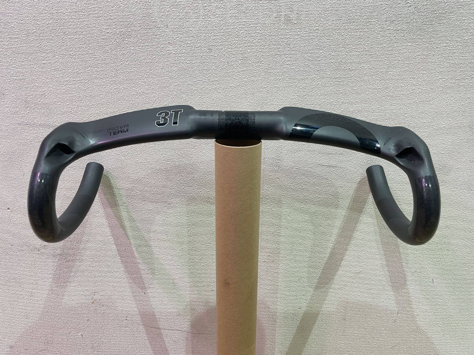 □USED□3T スリーティー AERONOVA TEAM エアロノヴァ チーム カーボン