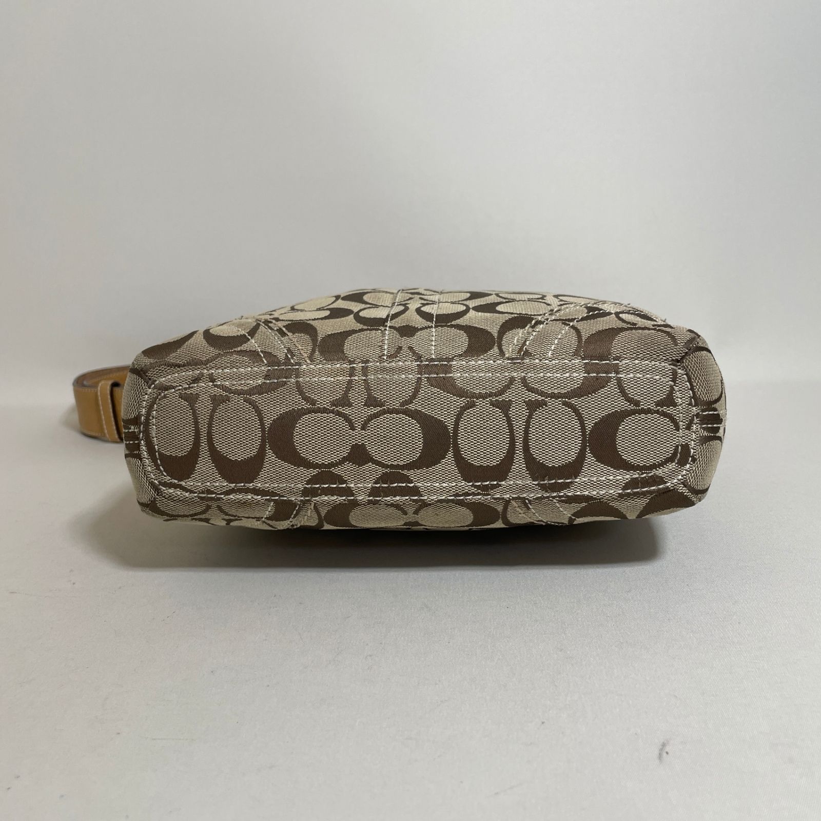 2601-22｜コーチ シグネチャー ショルダーバッグ ライトブラウン 2601-22｜コーチ シグネチャー ショルダーバッグ ライトブラウン