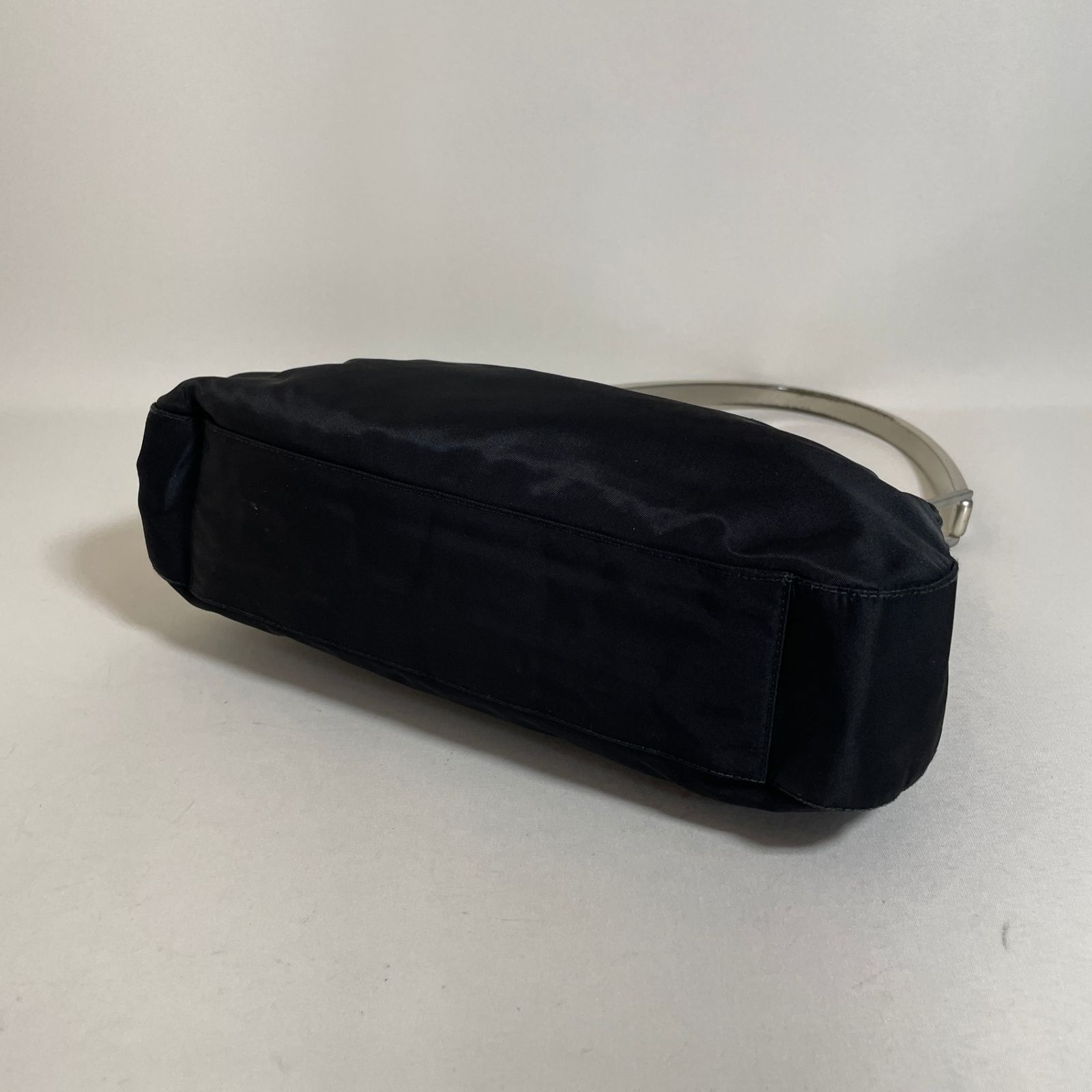 2601-50｜プラダ テスート ワンショルダーバッグ ナイロン ブラック  