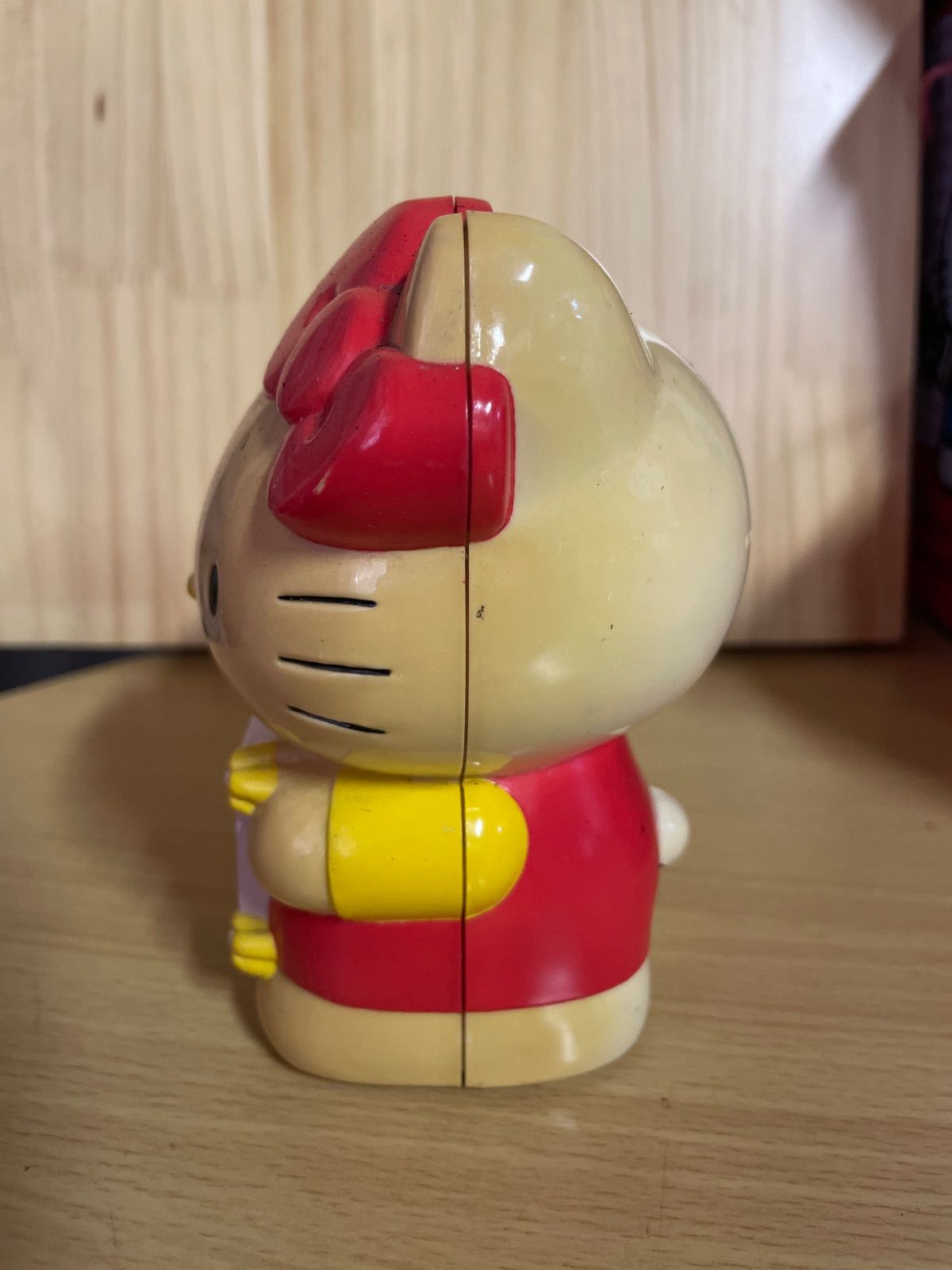 平成レトロ】キティちゃん パタパタカレンダー - メルカリ