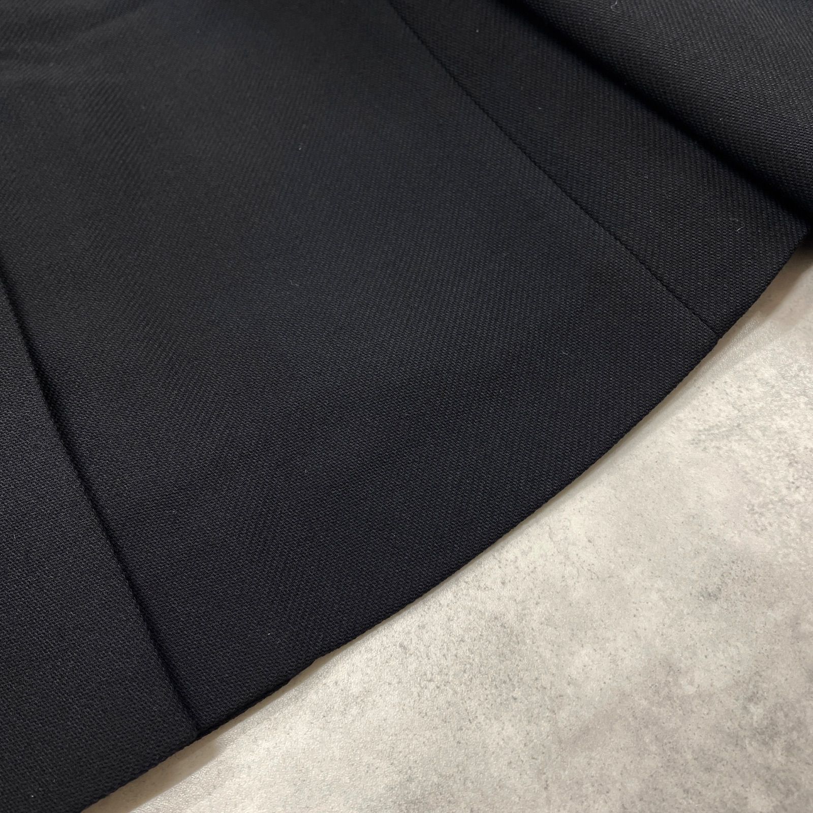 Salvatore Ferragamo サルヴァトーレフェラガモ ノーカラージャケット