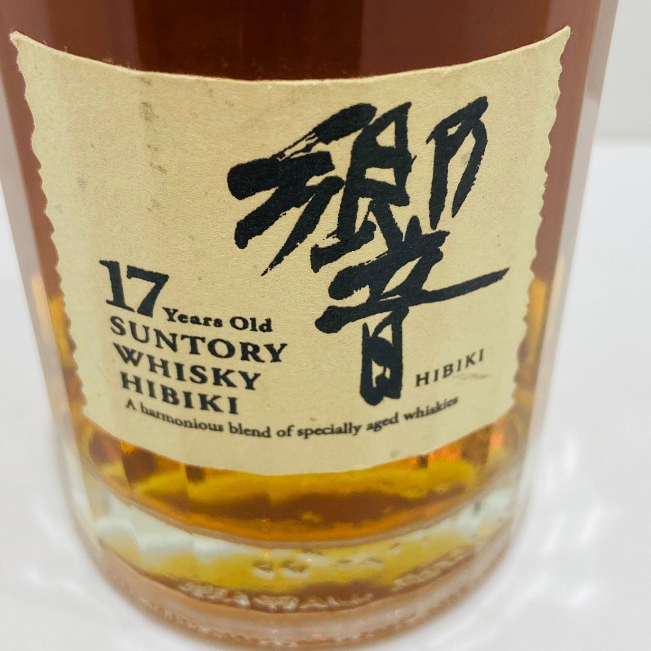 響 17年 ウイスキー 180ml 裏ゴールドラベル 古酒 - メルカリ