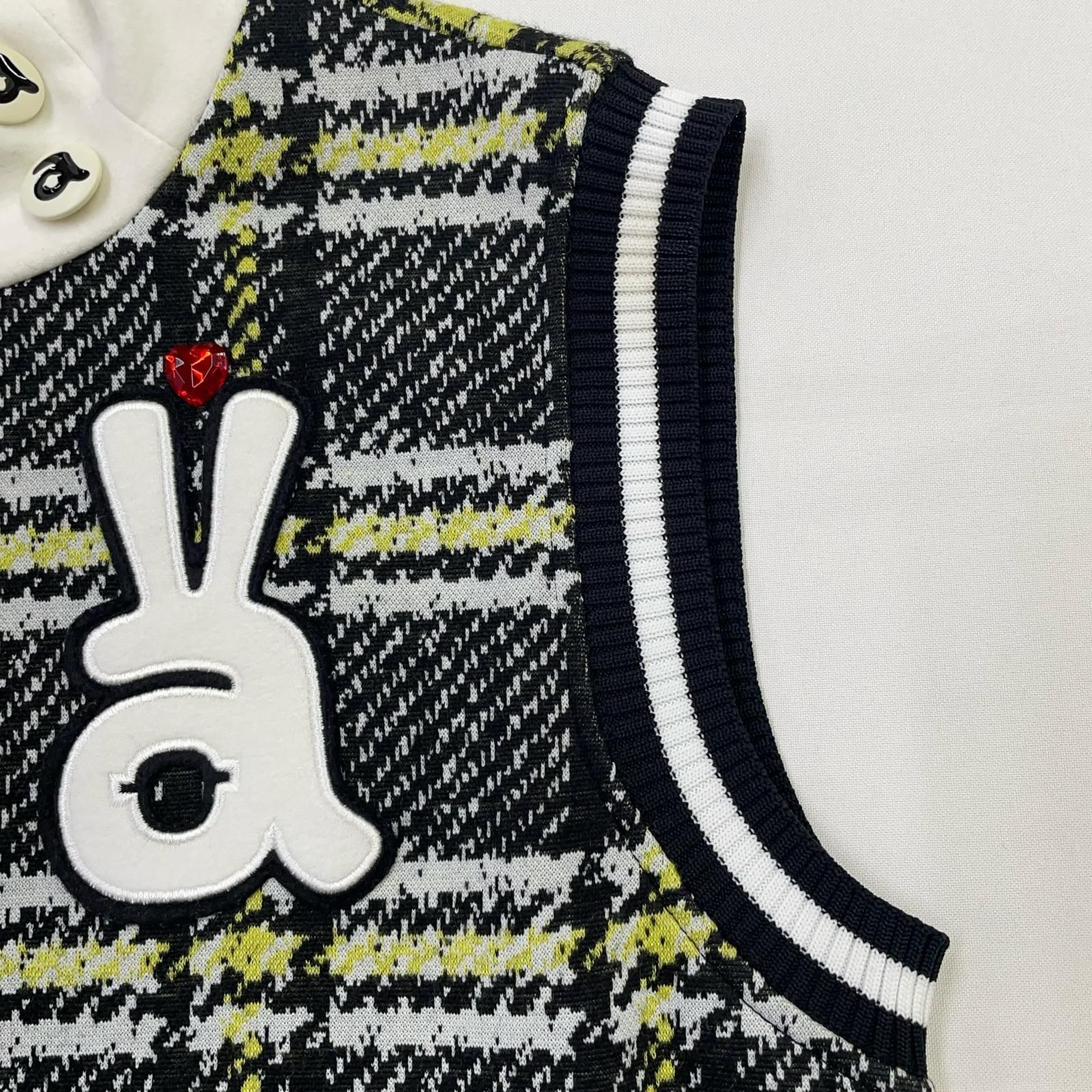 中古 レディース アルチビオ archivio ベスト 38(M) 黒×黄 ニット