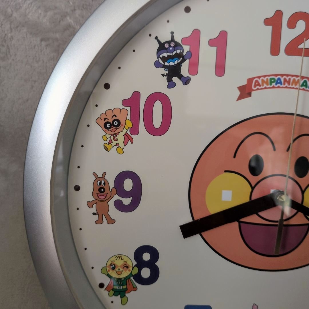 美品】アンパンマン 壁掛け時計 直径約30cm「それいけ！アンパンマン