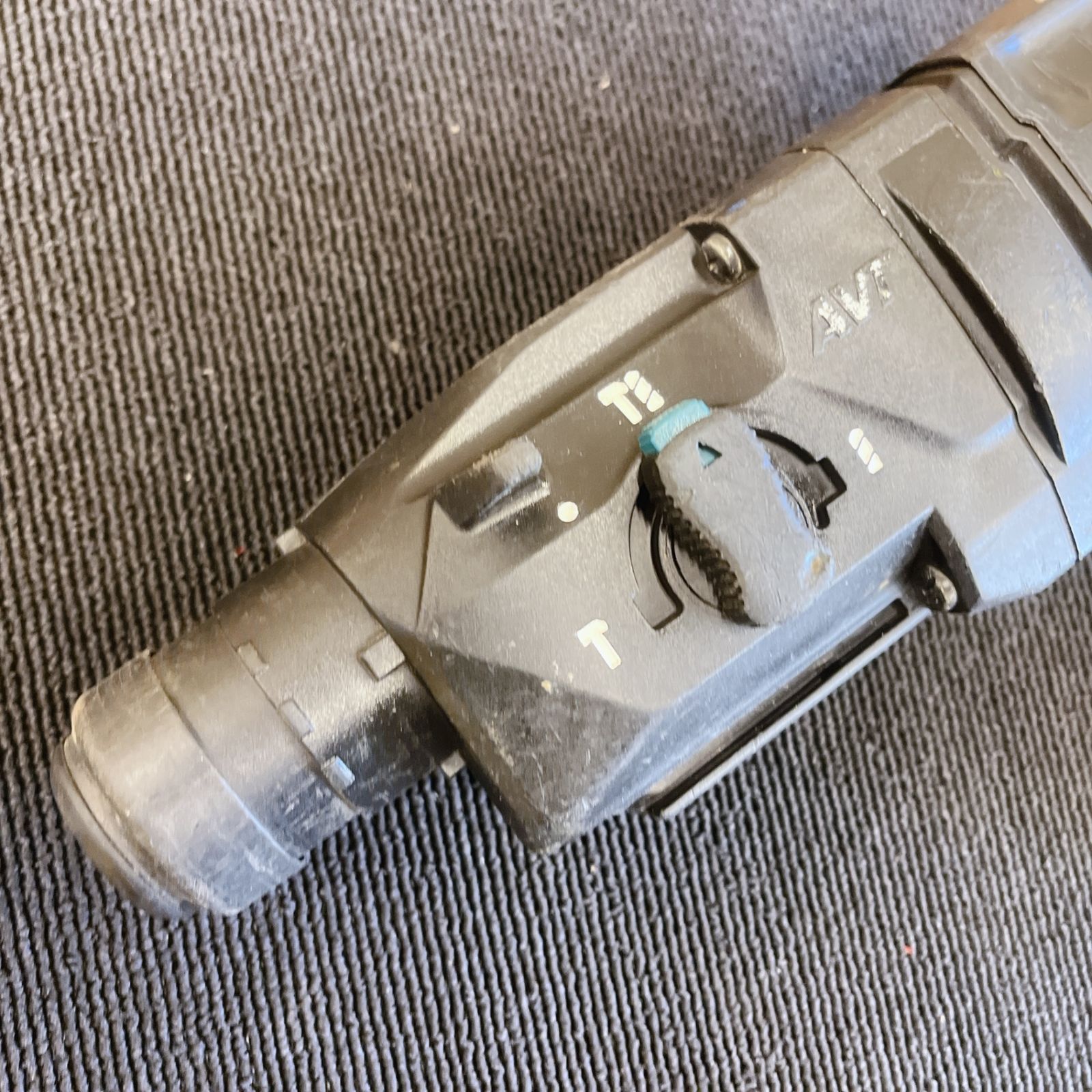 マキタ makita 14.4 V 充電式ハンマードリル 黒 本体のみ