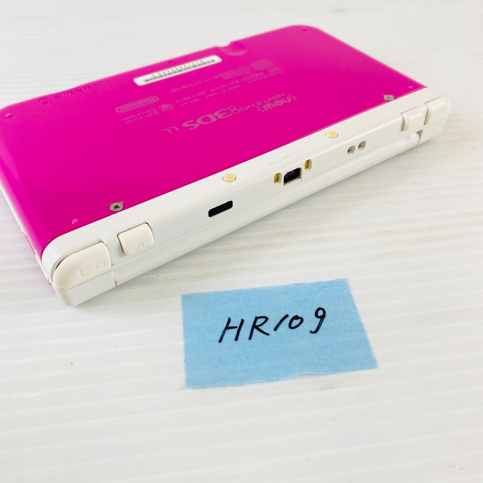 ◇HR109 New 3DSLL ピンク×ホワイト 本体・SDカード(4GB)・USBケーブル