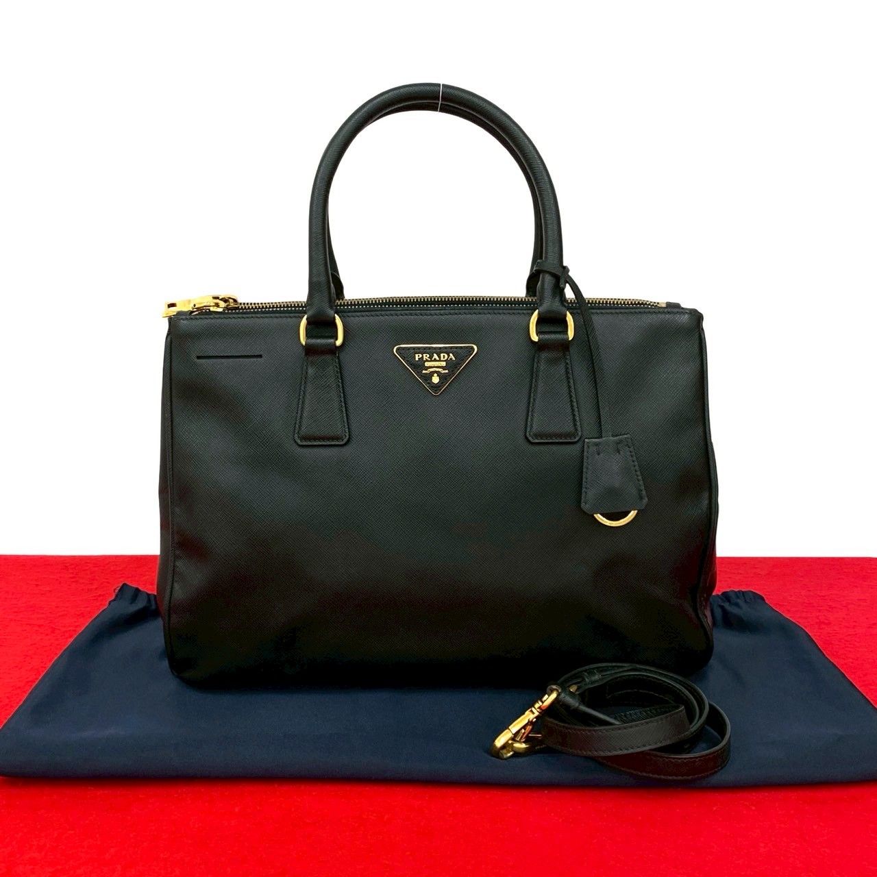 極 美品 袋付き PRADA プラダ ガレリア 三角ロゴ 金具 サフィアーノ