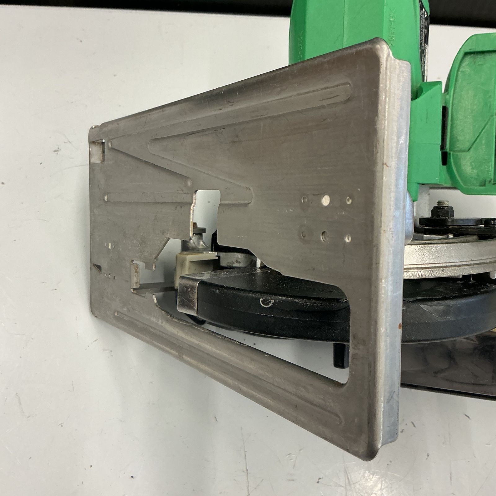  ハイコーキ|HiKOKI コードレスチップソーカッタ CD 18 DSL NN その他 切断工具 切断機