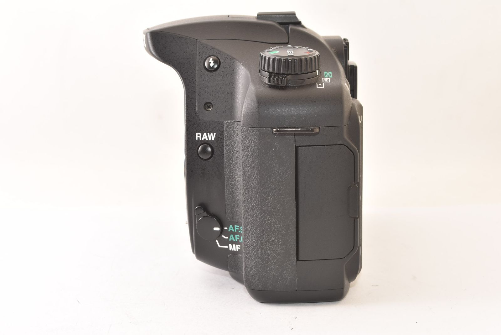 ☆ジャンク品☆ PENTAX ペンタックス K10D ボディ デジタル一眼レフ