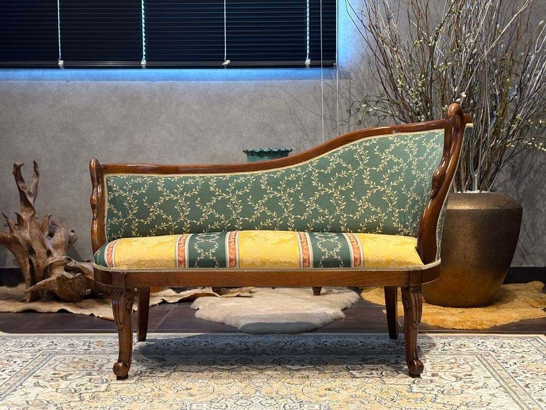 クラシック 2人掛けソファ 2Pソファ 猫脚 アンティーク ヴィンテージ nY クラシック 2人掛けソファ 2Pソファ 猫脚 アンティーク ヴィンテージ