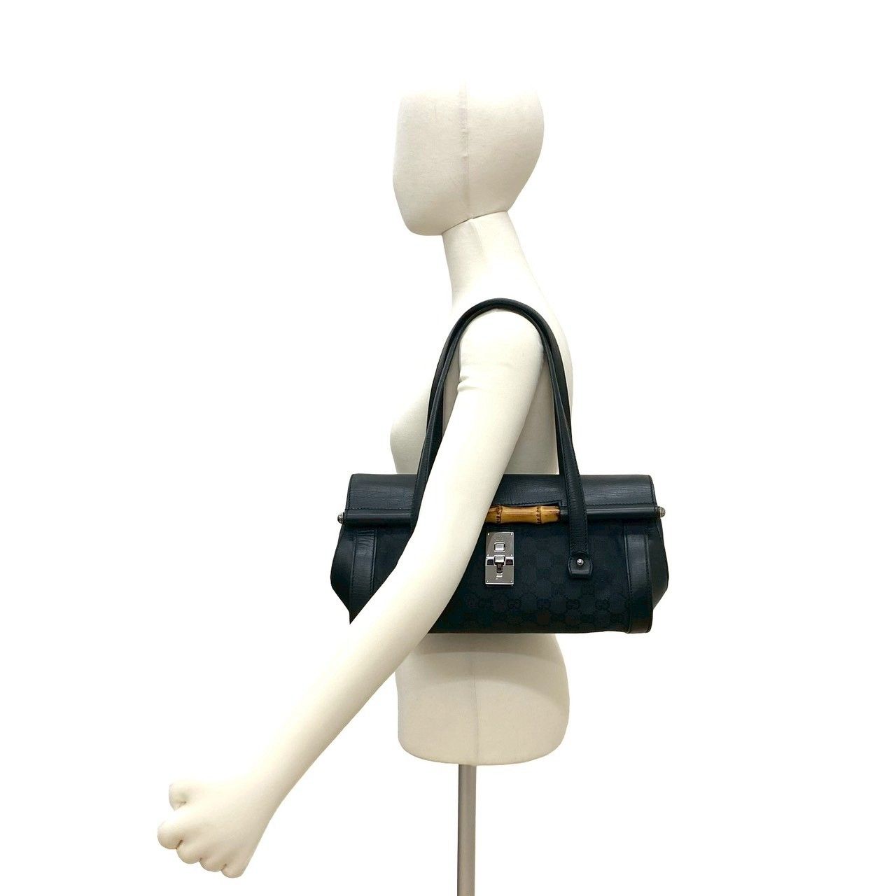 極 美品 保存袋付 GUCCI グッチ バンブー GG ロゴ 柄 レザー 本革