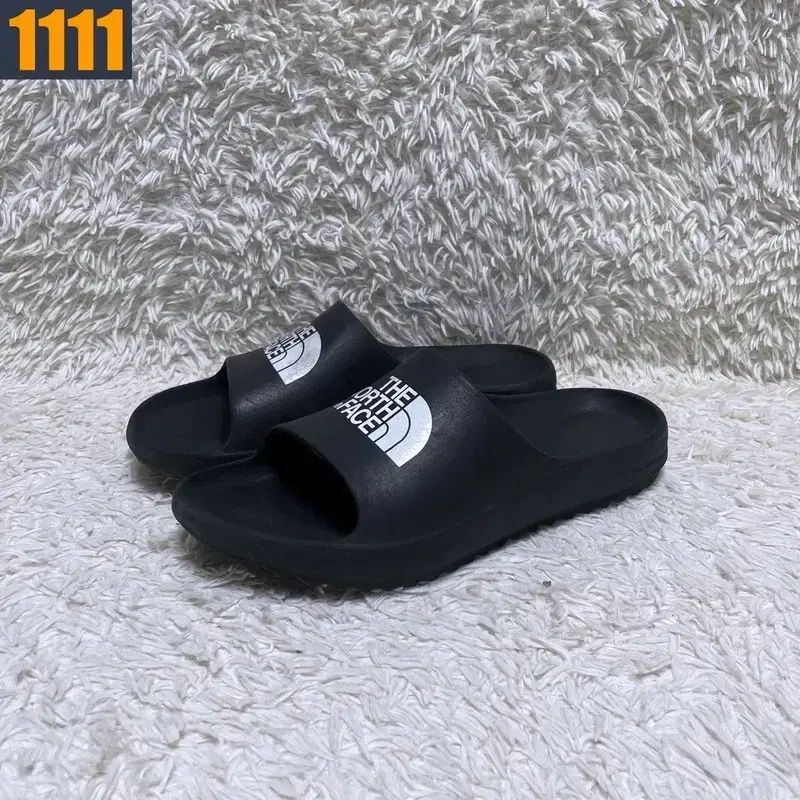 280 ザノースフェイス ロゴ 黒 スリッパ