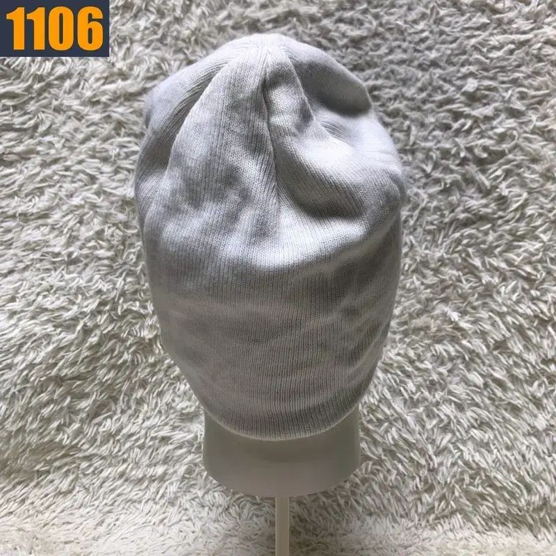 ADIDAS アディダス オールドスクール Y2K ビーニー - メルカリ