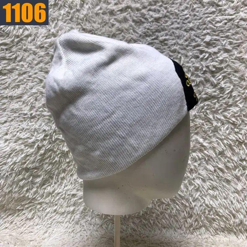 ADIDAS アディダス オールドスクール Y2K ビーニー - メルカリ