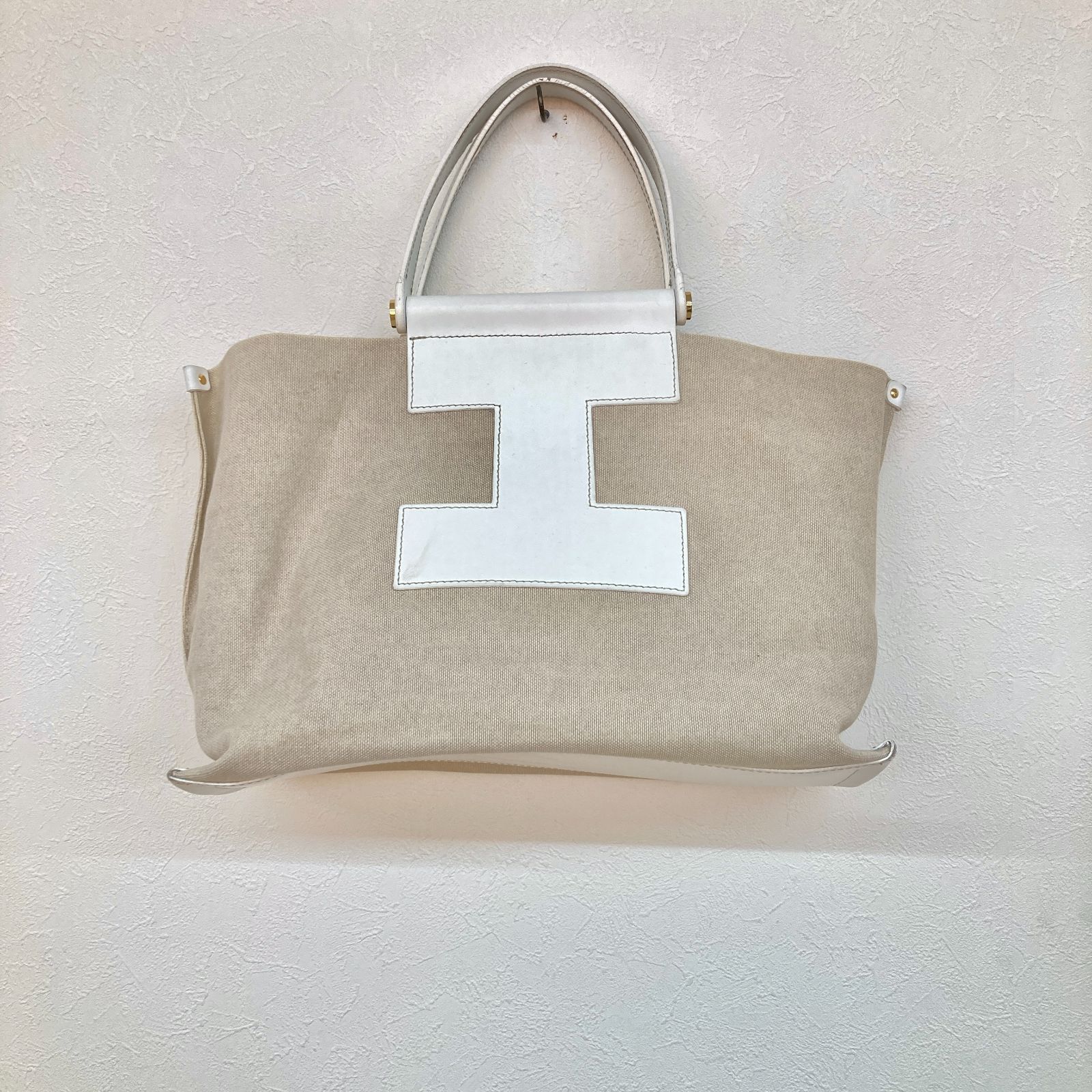 IACUCCI イアクッチ ベージュ トートバッグ HMR112-27 - メルカリ