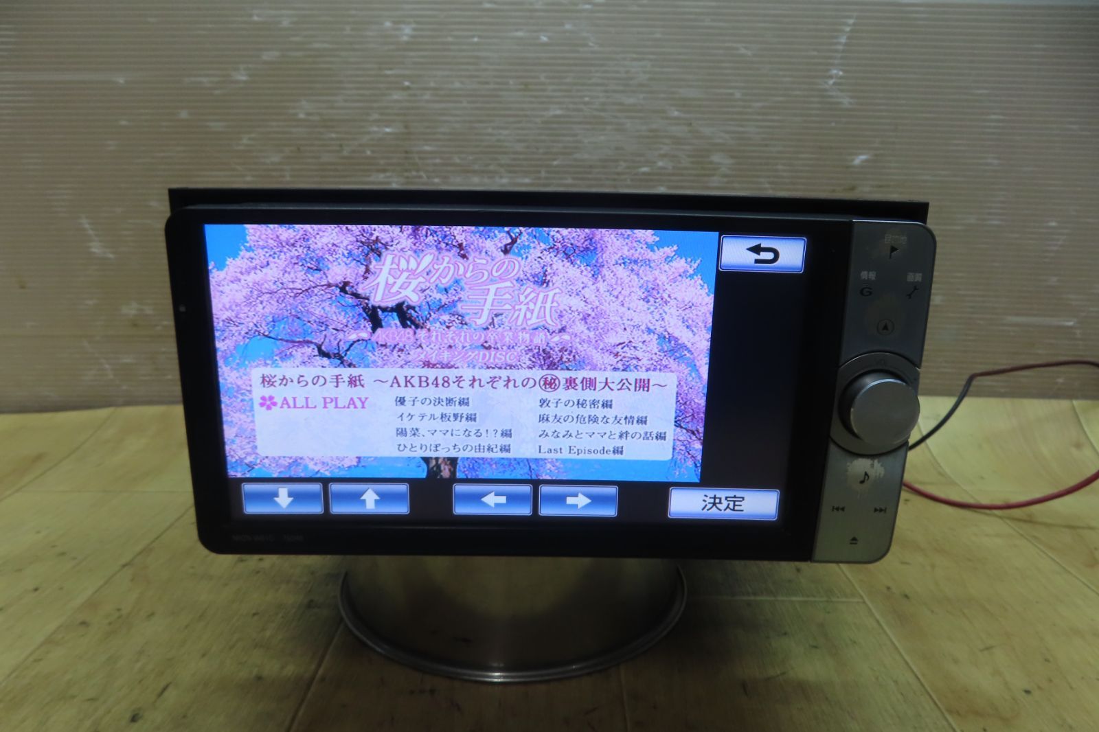 純正トヨタ NHZN-W61G 2011年式カーナビゲーションシステム トヨタ純正 NHZN-W61G HDDナビ 2011年データ 動作OK 即決 シャワー室