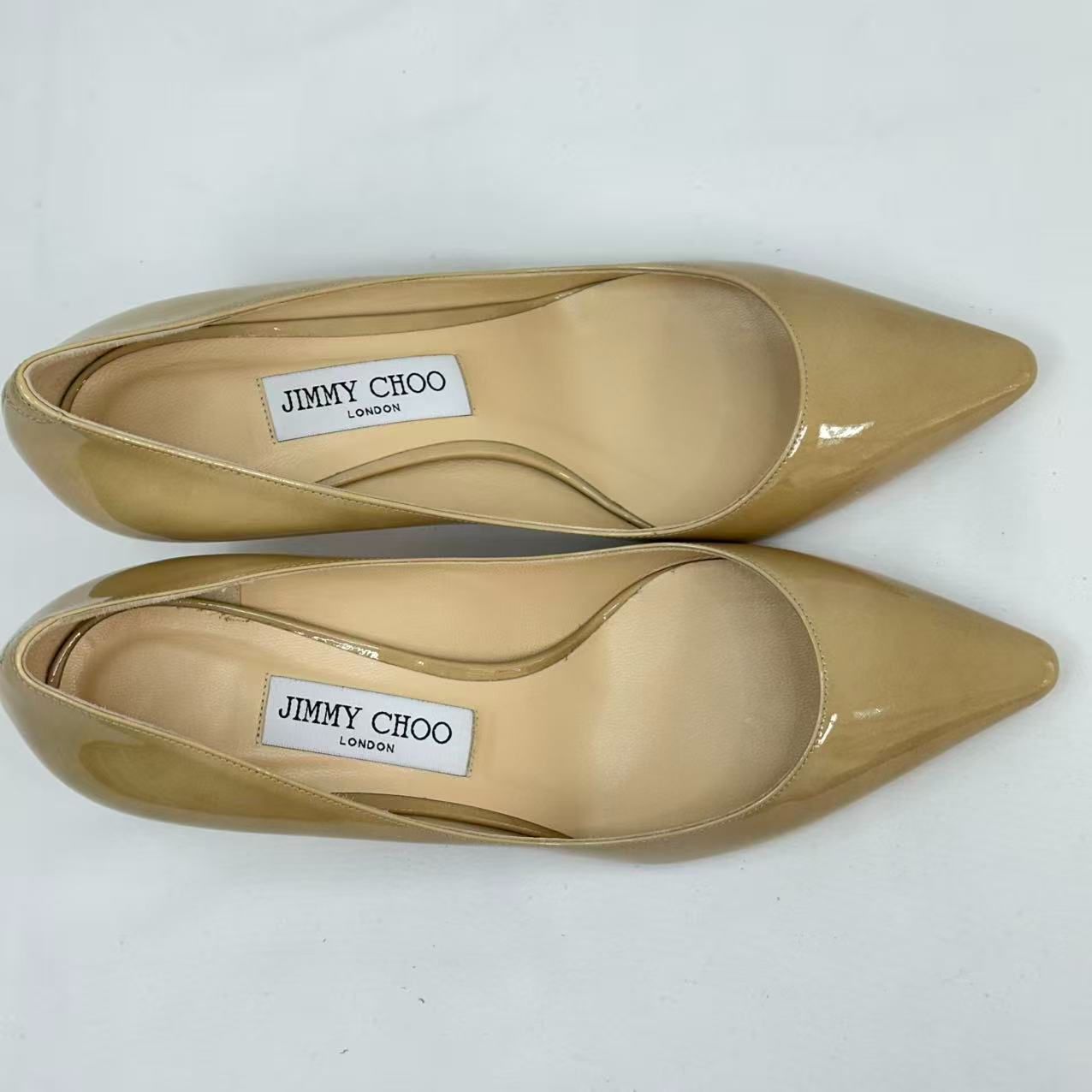 JIMMY CHOO ジミーチュウ パテントレザー ベージュ パンプス