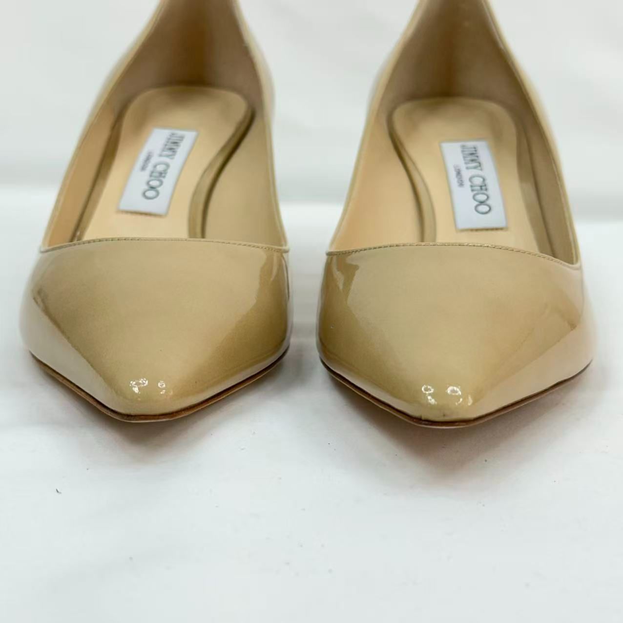 JIMMY CHOO ジミーチュウ パテント レザー ベージュ パンプス