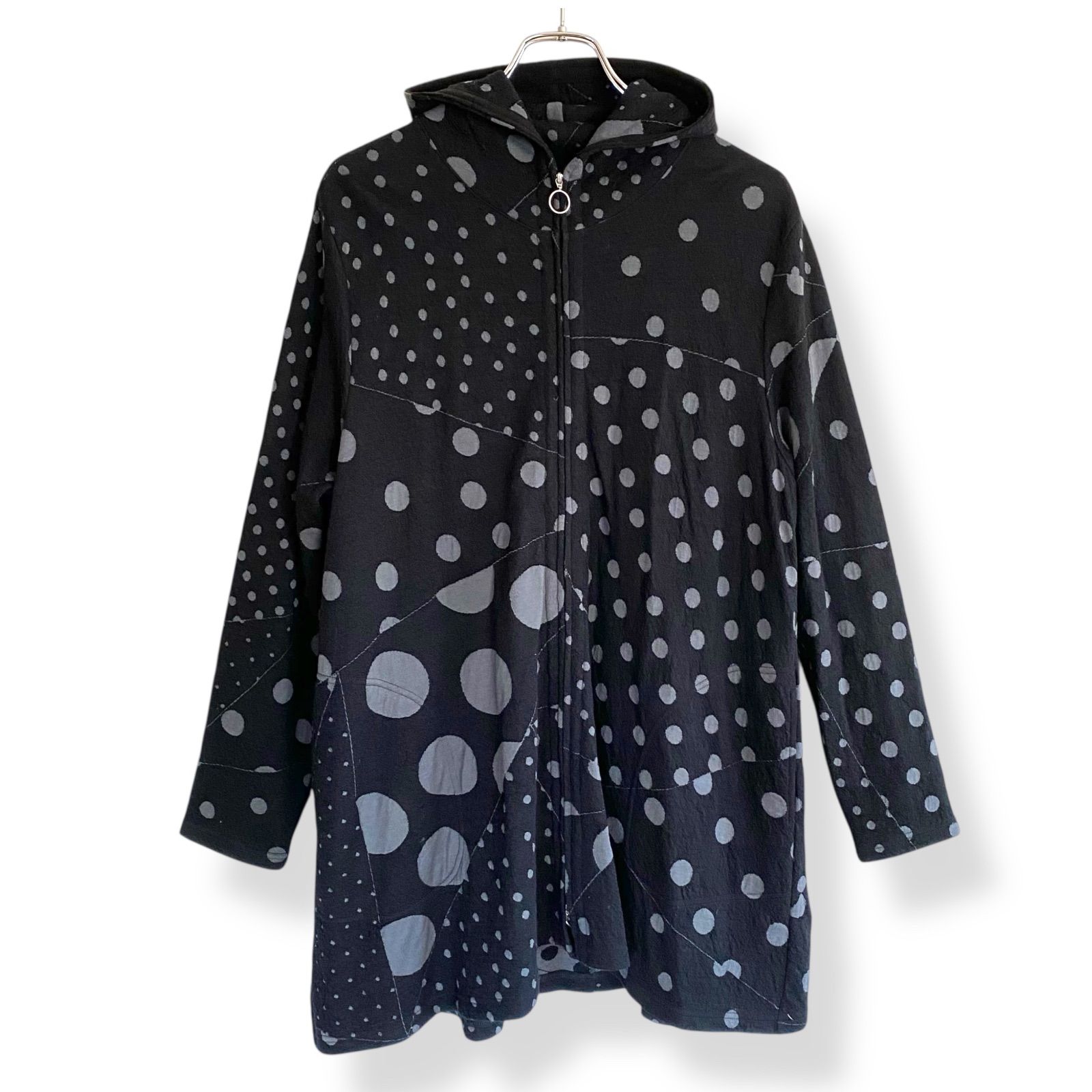 KEIKO KISHI by nosh ケイコキシ ノッシュ ブラック×グレー ドット柄